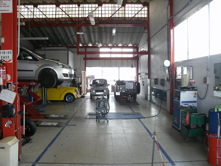 car repairers car servicing mallorca spain